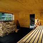 施普雷瓦尔德t温泉酒店 - 施普利瓦尔德温泉酒店有限公司 布尔格