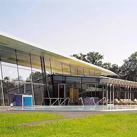 호텔 Spreewald Thermenhotel - Spreewald Therme Gmbh
